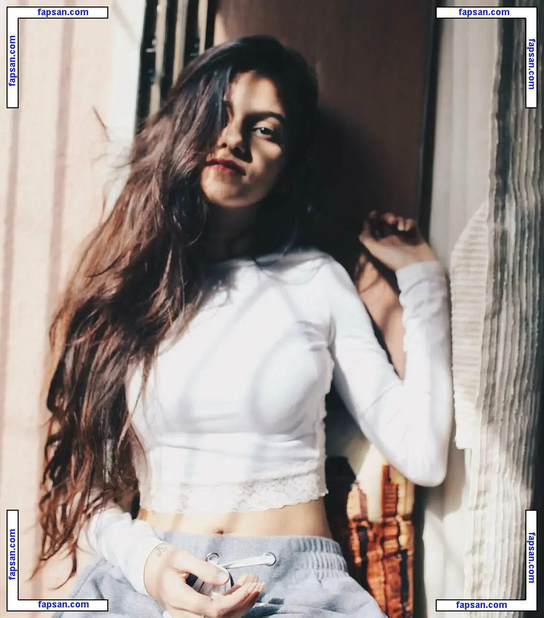 Meghnakaur голая фото #0004 с Онлифанс