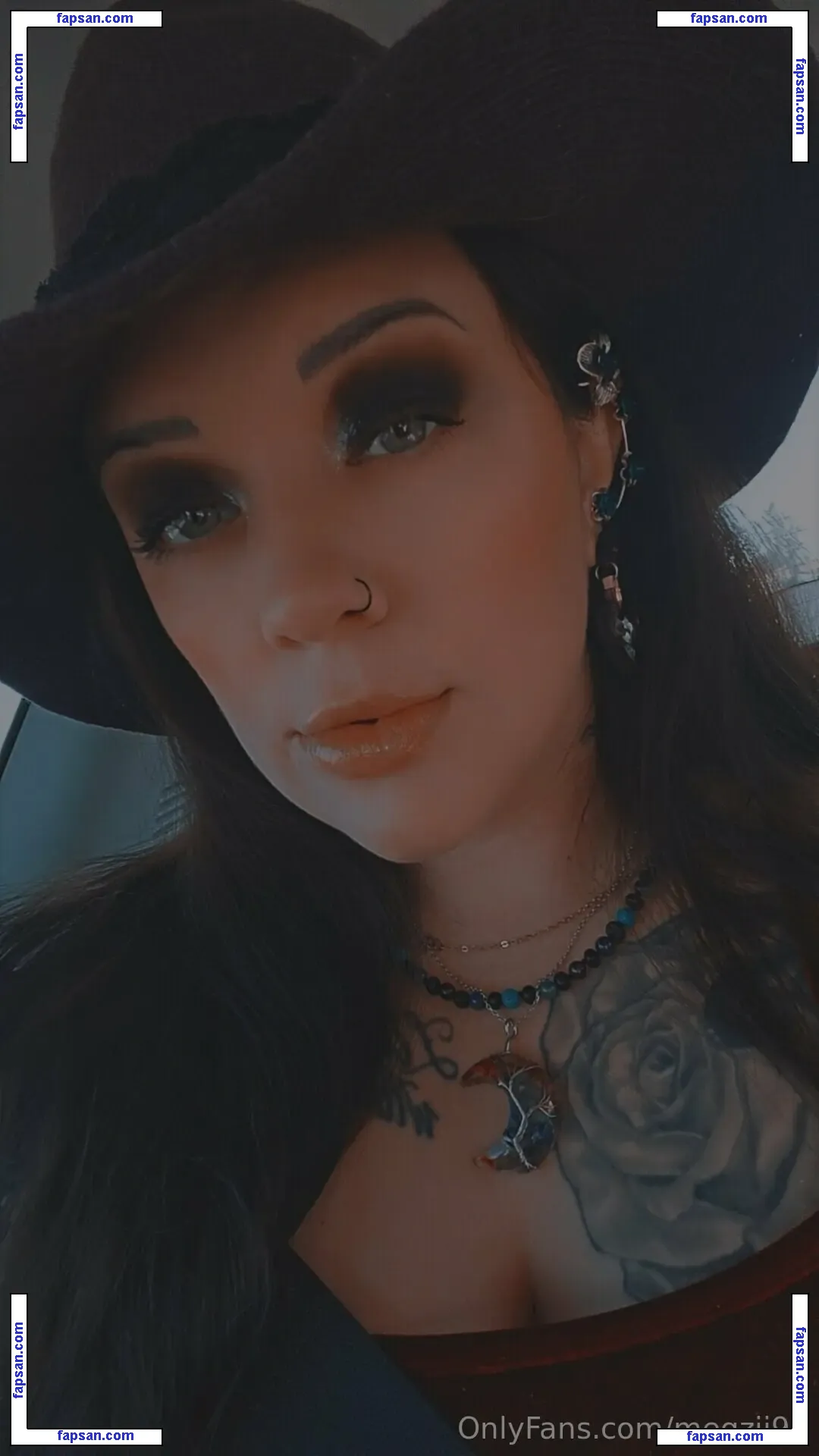 megzii93 nude photo #0010 from OnlyFans