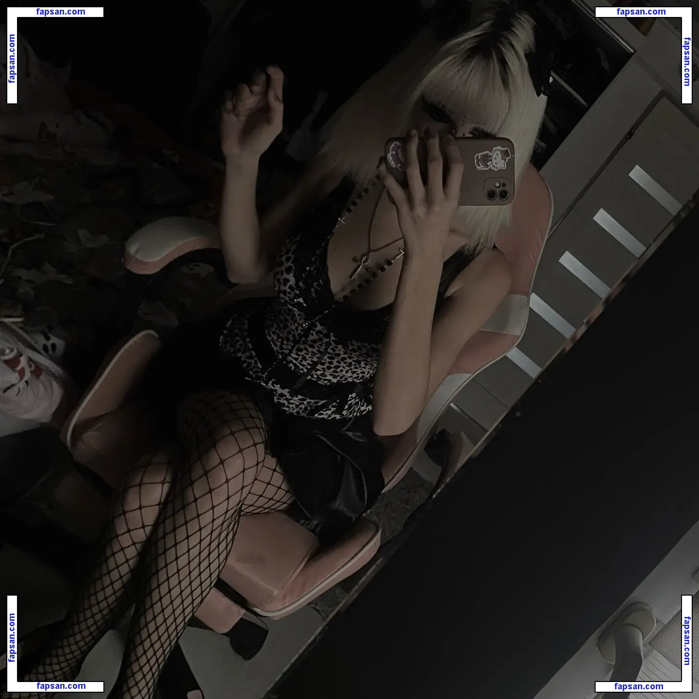 mehv.ie голая фото #0013 с Онлифанс