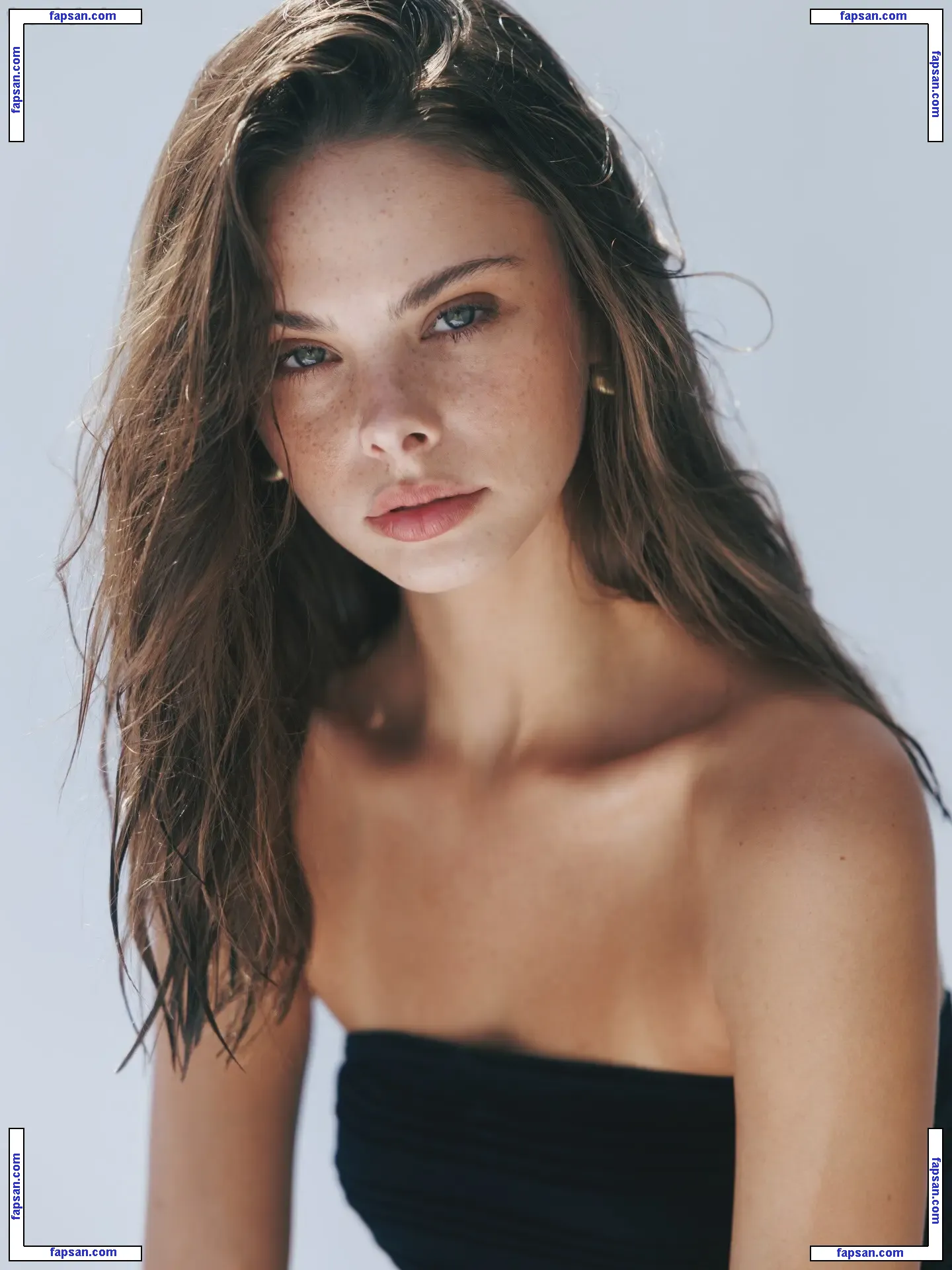 Meika Woollard nude photo #0174 from OnlyFans