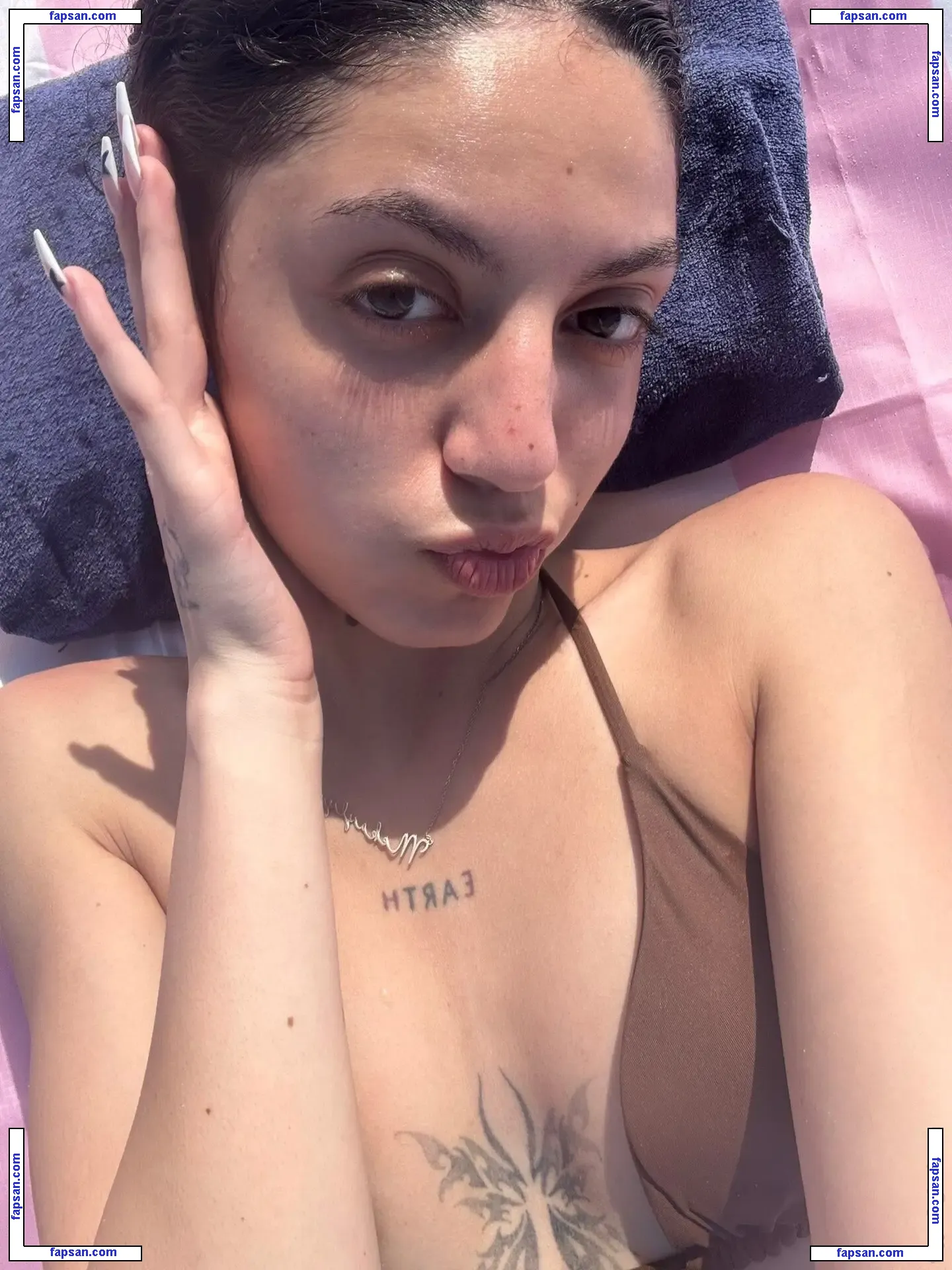 Mekaylyn голая фото #0012 с Онлифанс