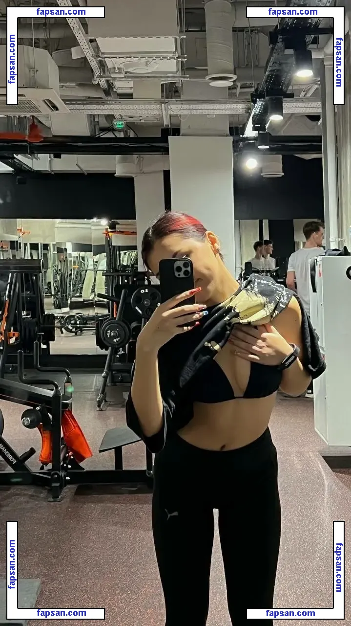 mekhrona_18 nude photo #0001 from OnlyFans