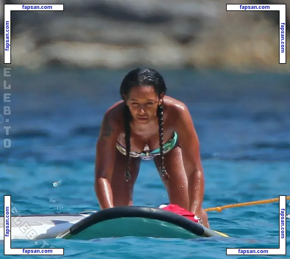 Melanie Brown голая фото #0976 с Онлифанс