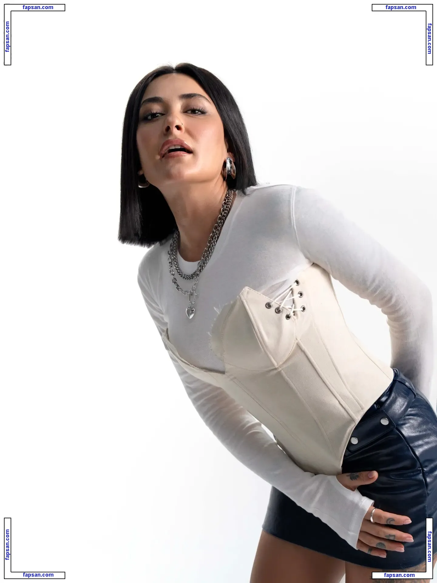 Melek Mosso nude photo #0019 from OnlyFans