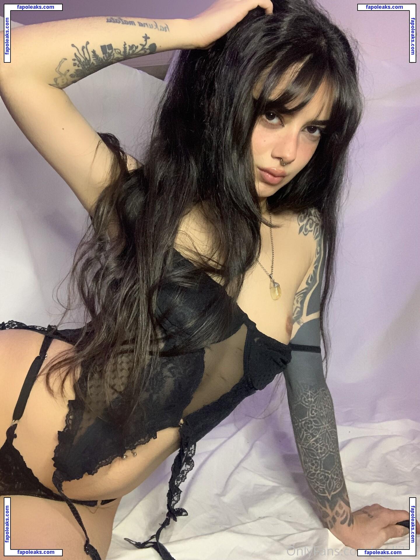 meli777 / dalyta / karinf079 nude photo #0034 from OnlyFans