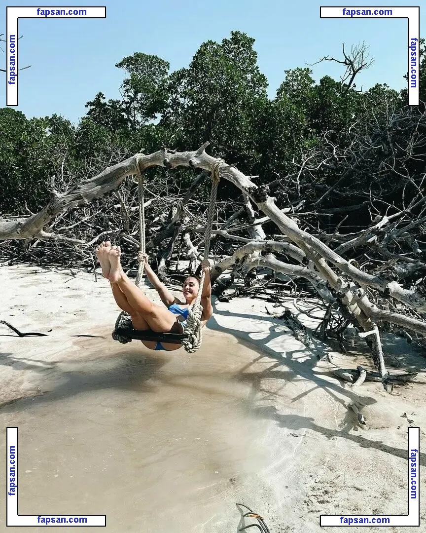 Melina Goransson голая фото #0050 с Онлифанс