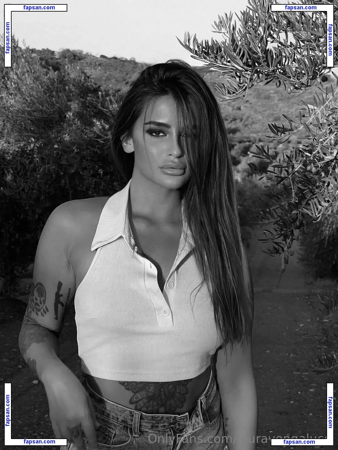 melindaesposito nude photo #0013 from OnlyFans