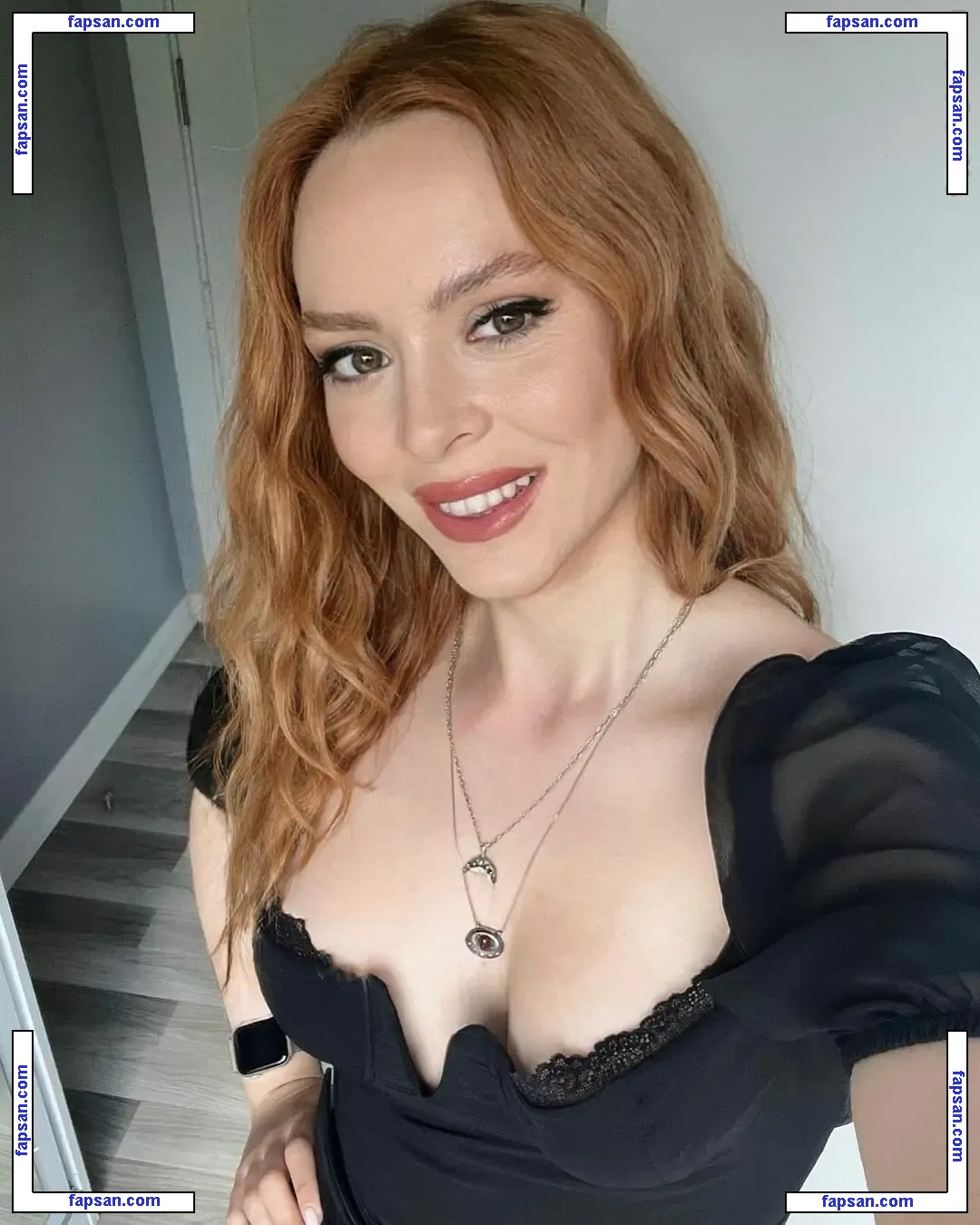 Melis Hazal Karagoz nude photo #0004 from OnlyFans