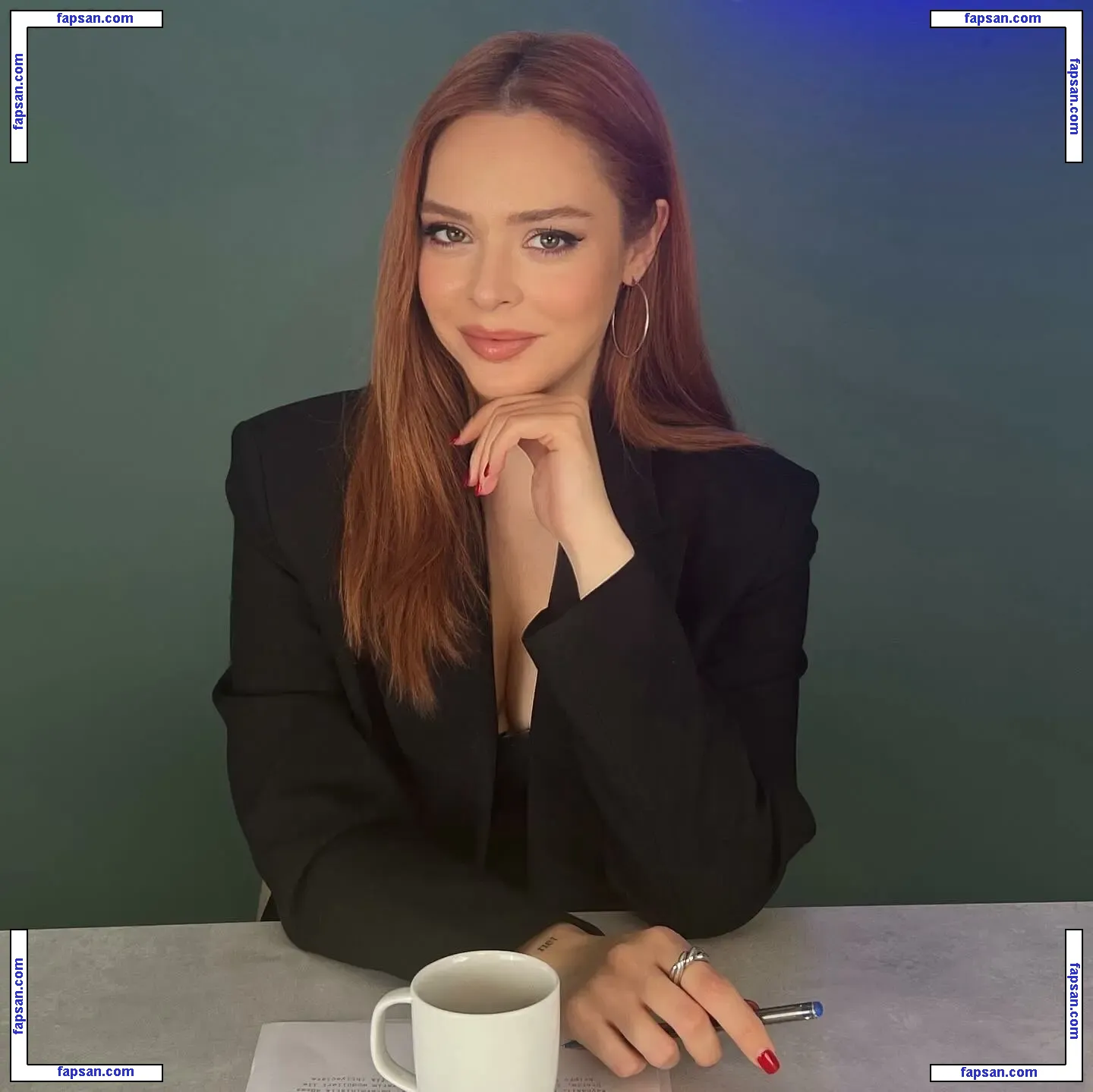 Melis Hazal Karagoz nude photo #0014 from OnlyFans