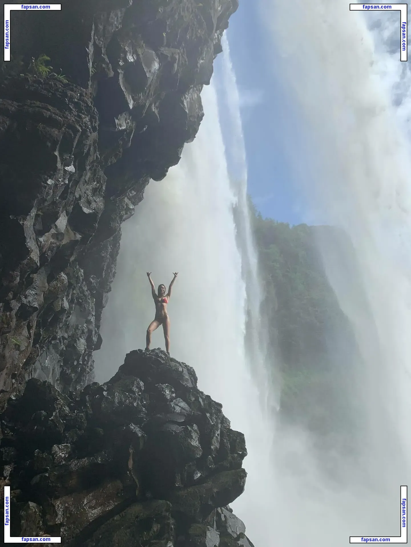 Melissa Barrera nude photo #0193 from OnlyFans