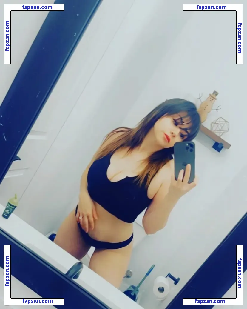 Melissa Herrera nude photo #0013 from OnlyFans