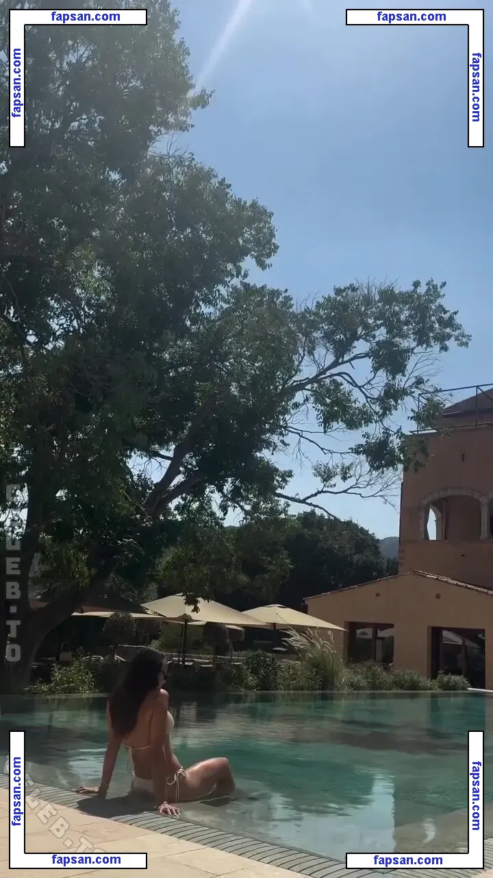 Melissa Khalaj nude photo #0034 from OnlyFans