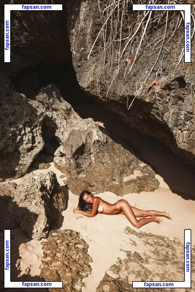 Melissa Mai голая фото #0026 с Онлифанс