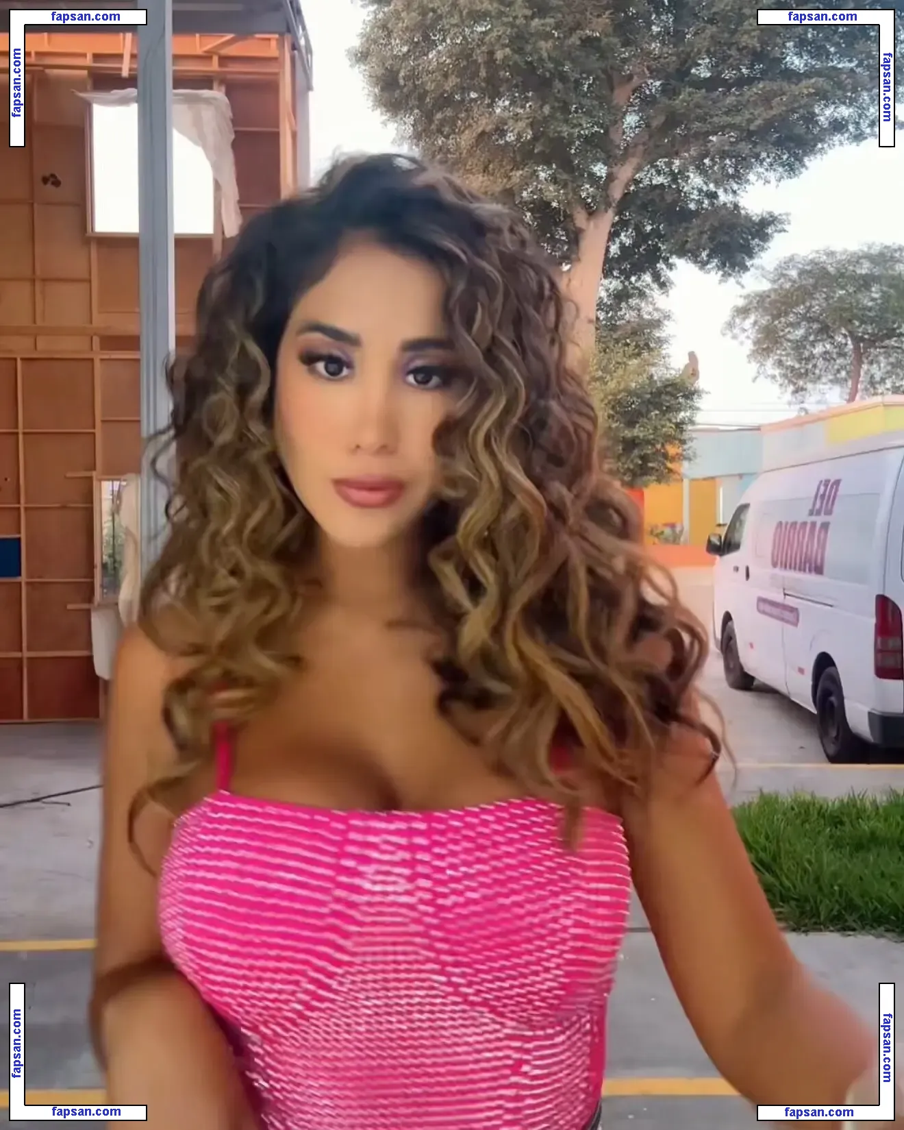 Melissa Paredes голая фото #0024 с Онлифанс