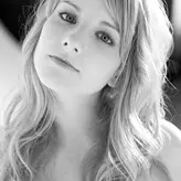 Melissa Rauch голая #0242