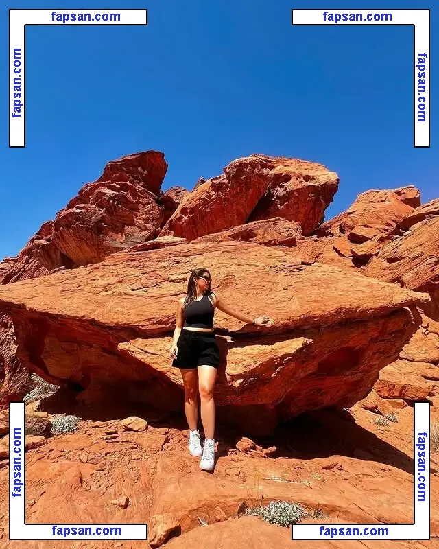 Melissa Reyes nude photo #0004 from OnlyFans