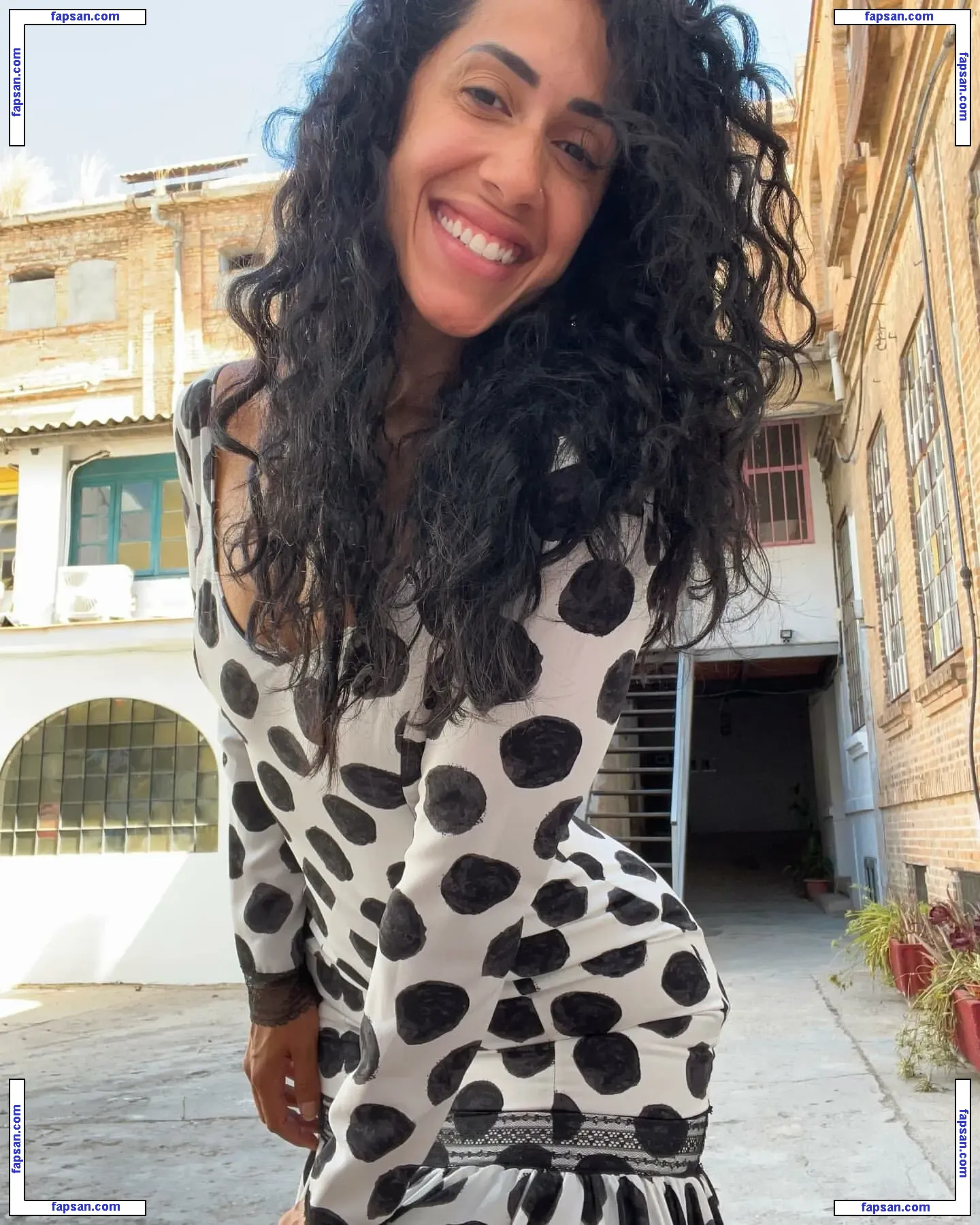 Meliza Fernandez голая фото #0008 с Онлифанс