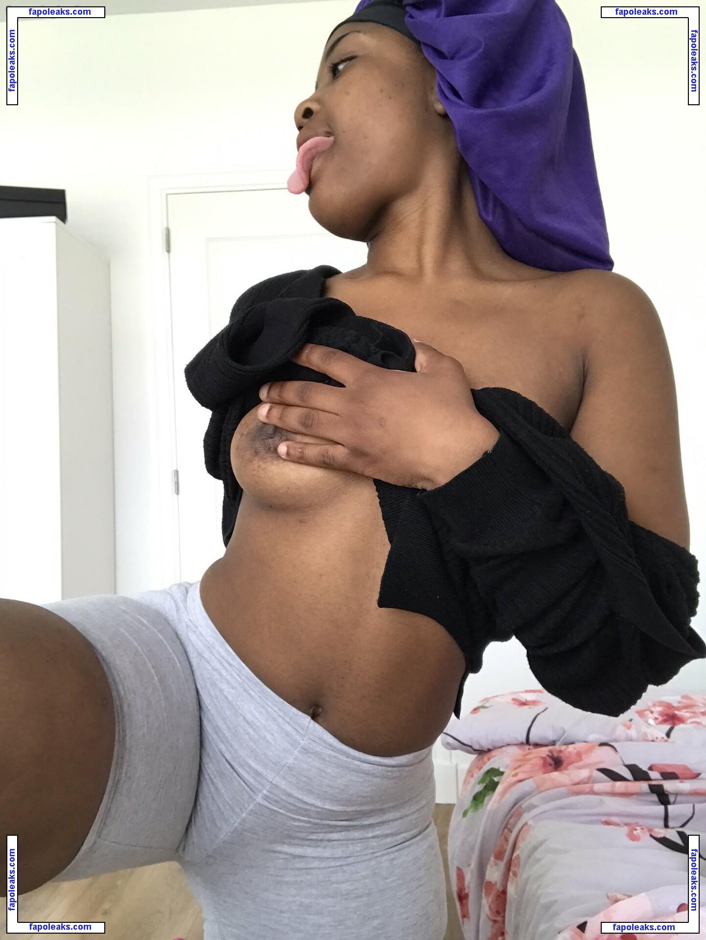 Mellaa Baby / melababy / mellababy524 / mellababyxx nude photo #0011 from OnlyFans