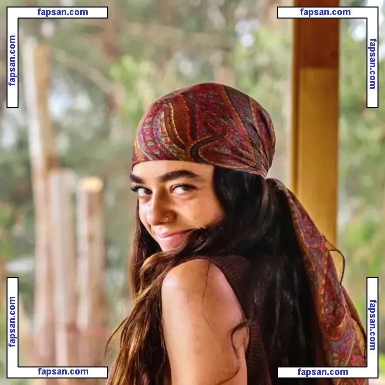 Melli Kay голая фото #0005 с Онлифанс