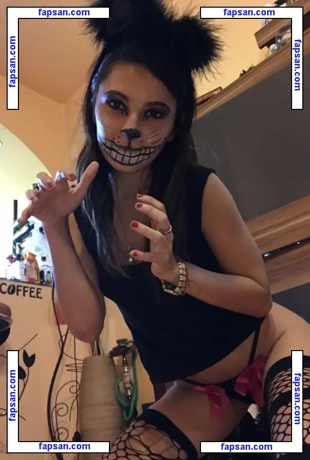 _melly_boo голая фото #0004 с Онлифанс