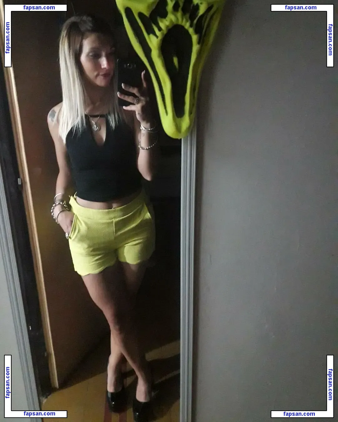 Meloncitooo Love nude photo #0002 from OnlyFans