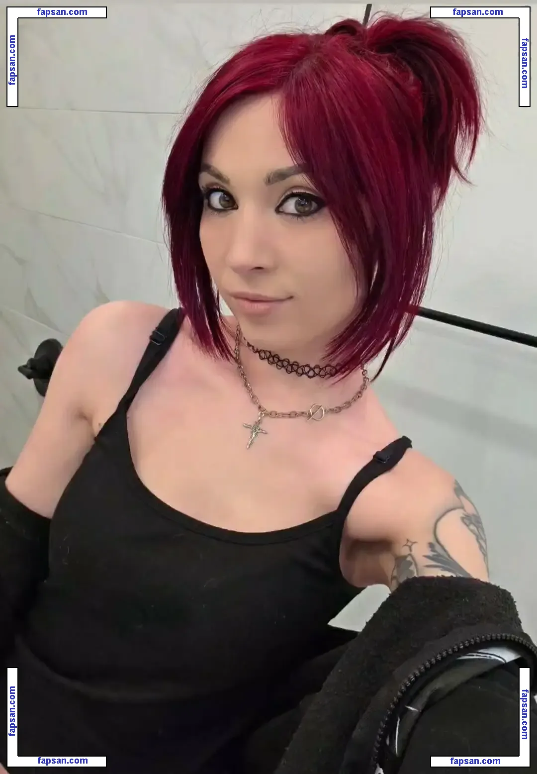 MelonieMac nude photo #0188 from OnlyFans