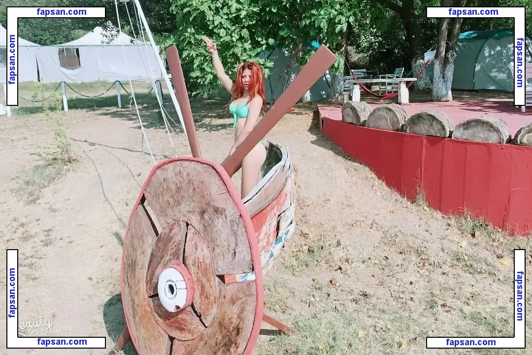 Melozgeee nude photo #0004 from OnlyFans