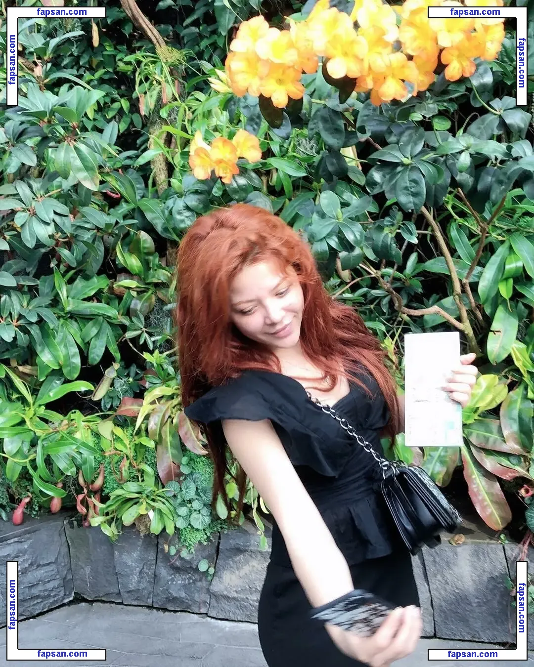 Melozgeee nude photo #0019 from OnlyFans