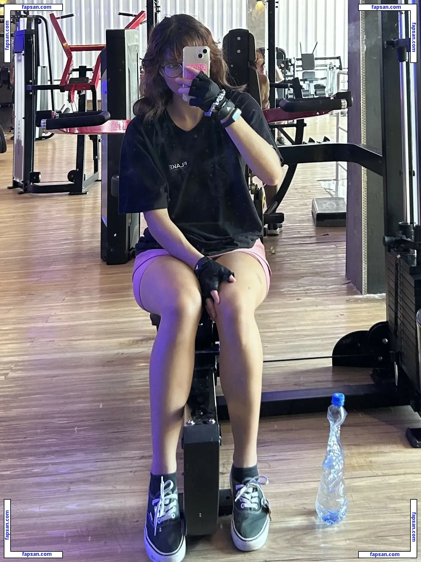 Melzinha Tadinha nude photo #0003 from OnlyFans