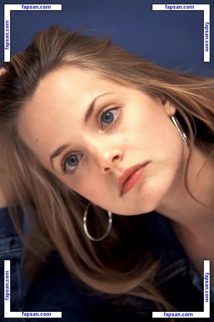 Mena Suvari nude photo #0284 from OnlyFans