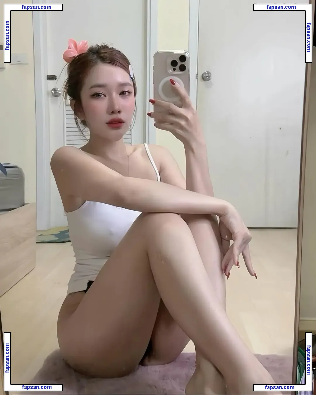 menaraewadee nude photo #0033 from OnlyFans