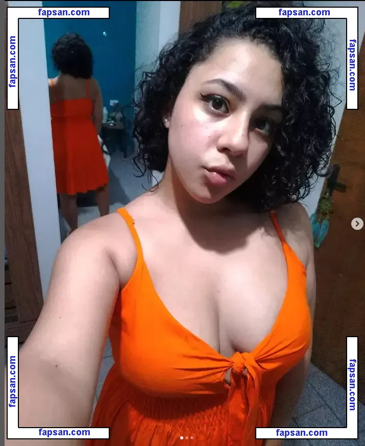 Meninas Guaratuba nude photo #0008 from OnlyFans