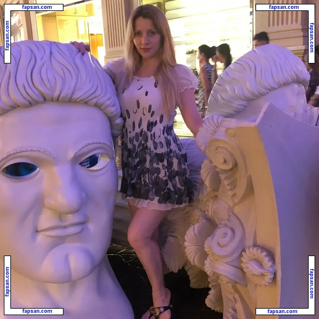 Mercedes Regina голая фото #0047 с Онлифанс