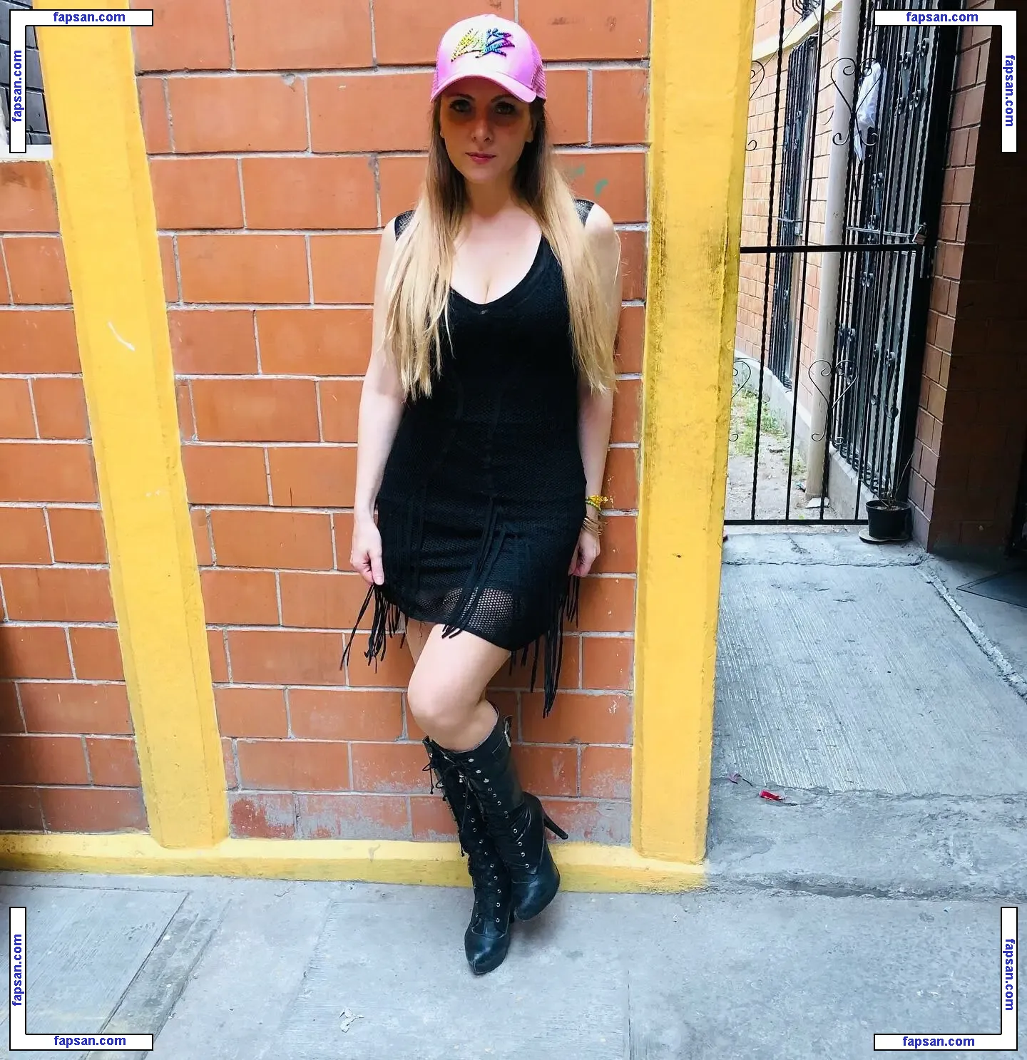 Mercedes Regina голая фото #0084 с Онлифанс