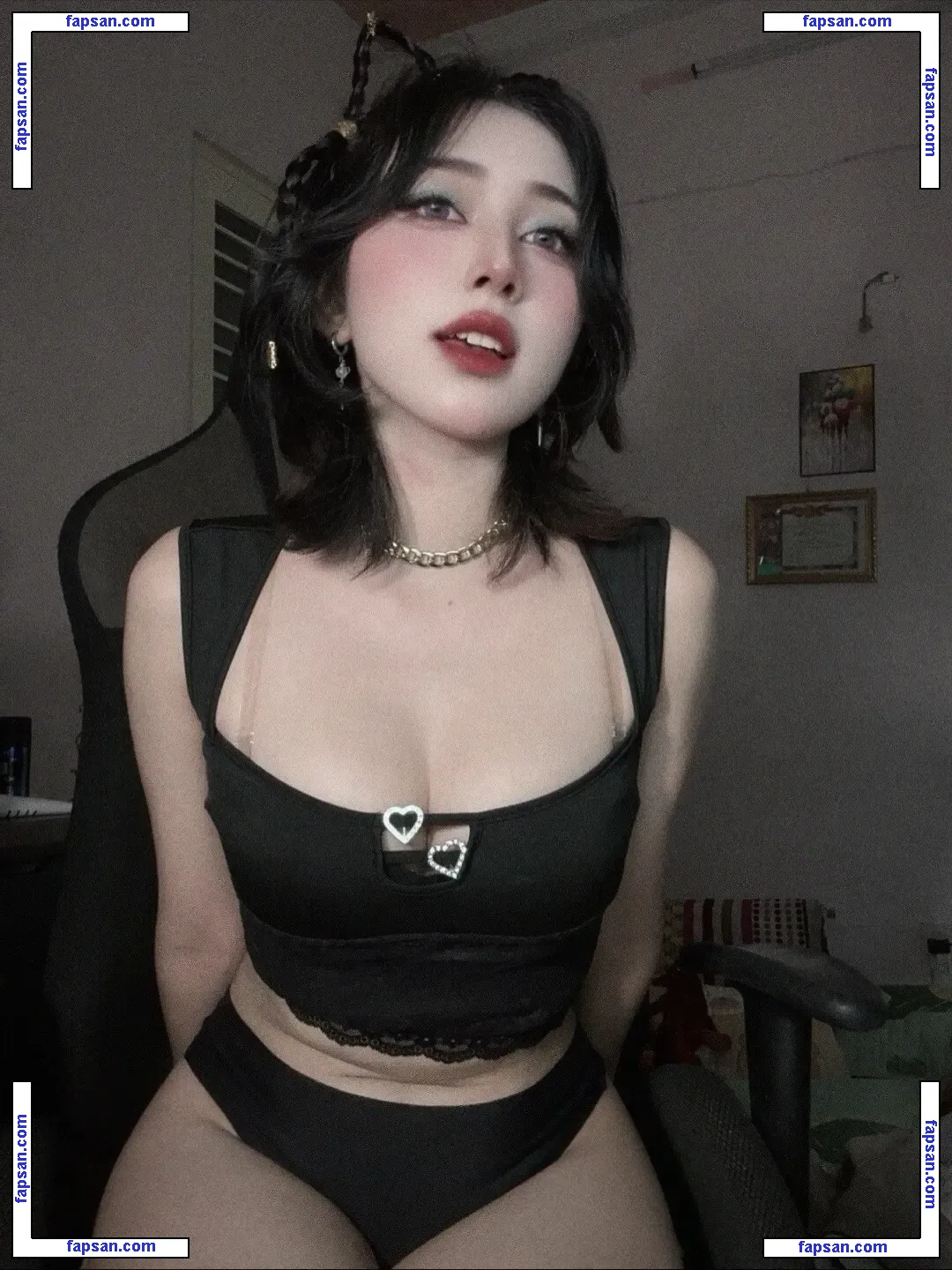 Mercury Nguyen голая фото #0042 с Онлифанс