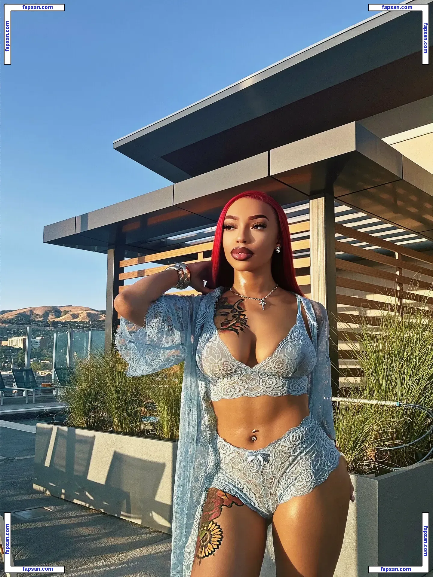 mermaidpussie nude photo #0004 from OnlyFans