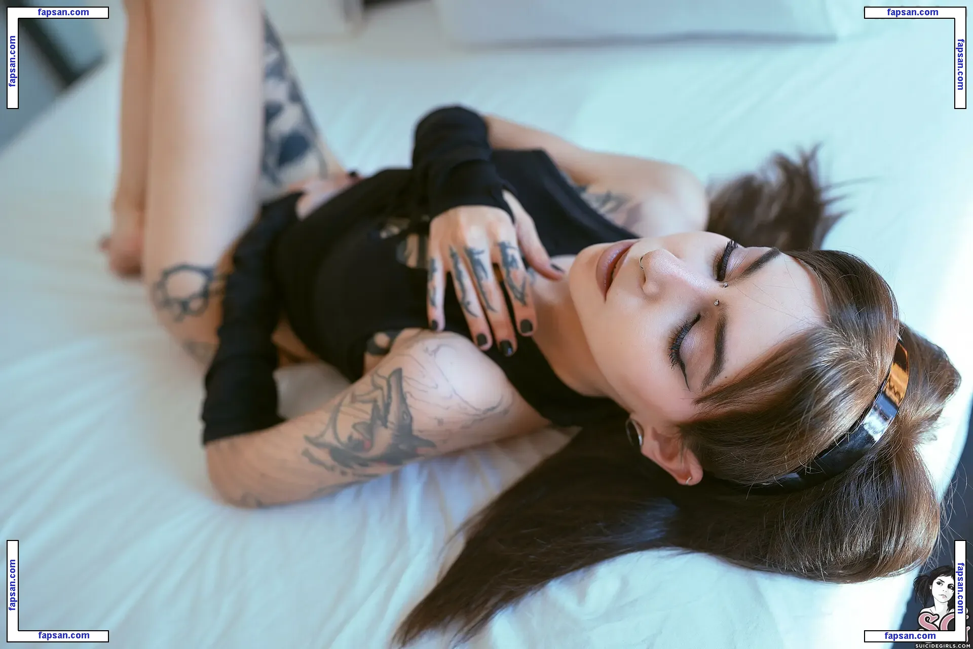 Mery_blackwidow nude photo #0009 from OnlyFans