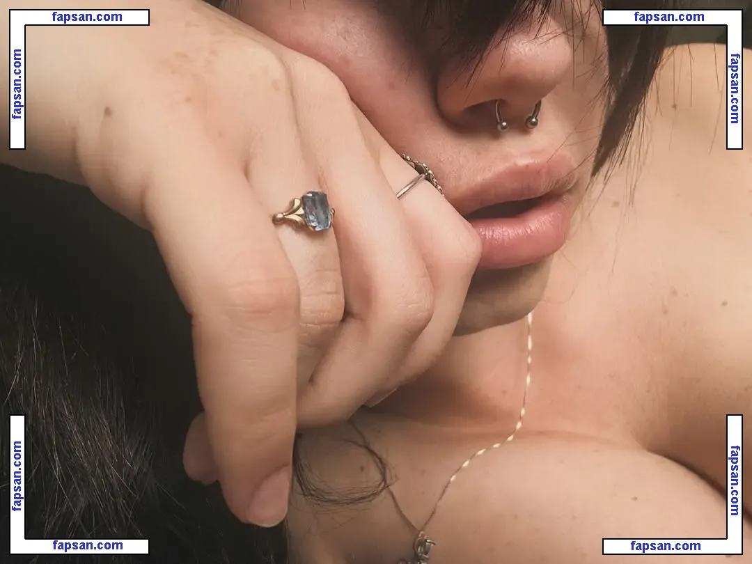 methallika nude photo #0011 from OnlyFans
