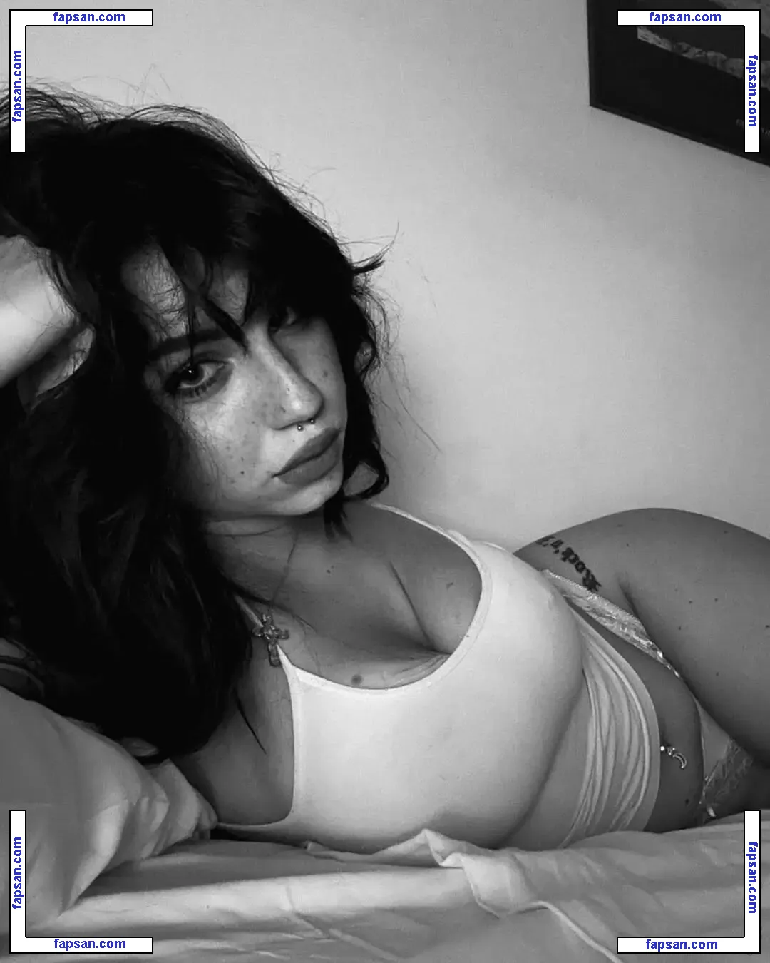 methallika nude photo #0014 from OnlyFans