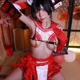 Mewjiic голая #0373