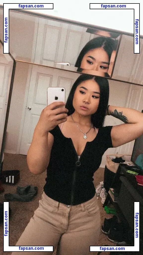 Mewlilay nude photo #0011 from OnlyFans