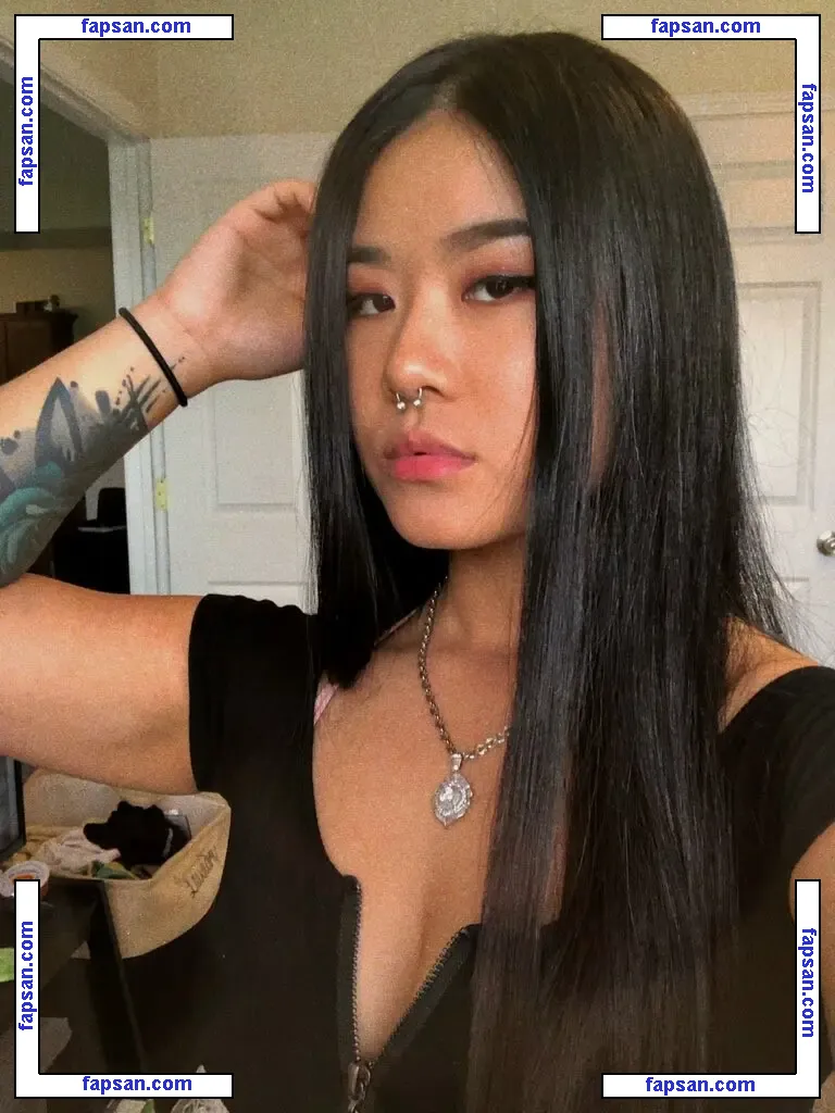 Mewlilay nude photo #0015 from OnlyFans