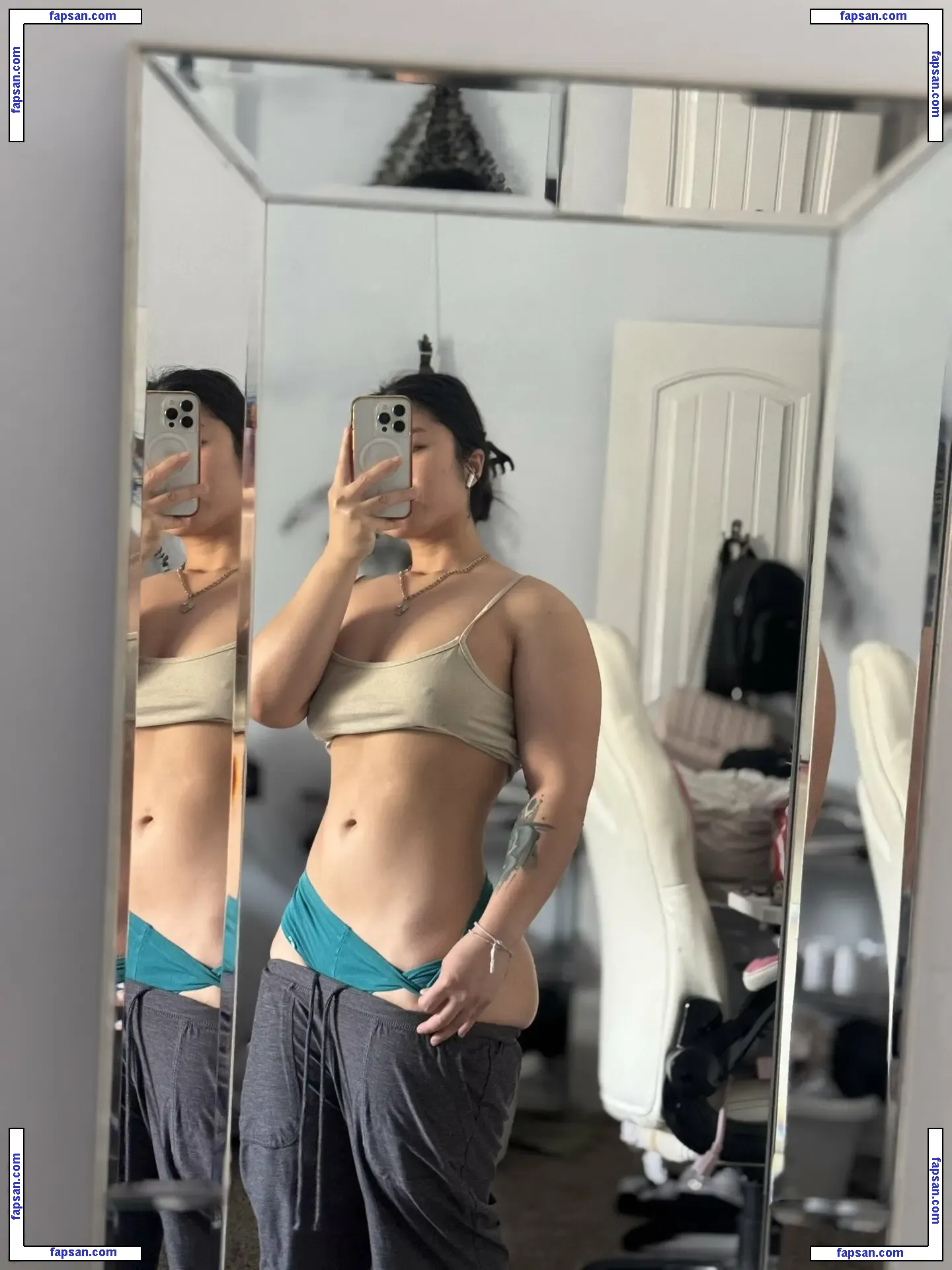 Mewlilay nude photo #0016 from OnlyFans