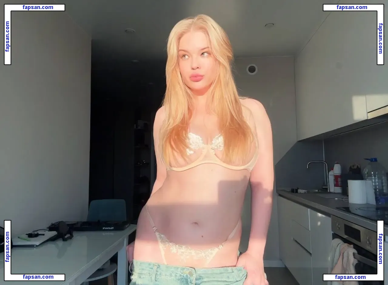 mi.saifutdinova nude photo #0006 from OnlyFans