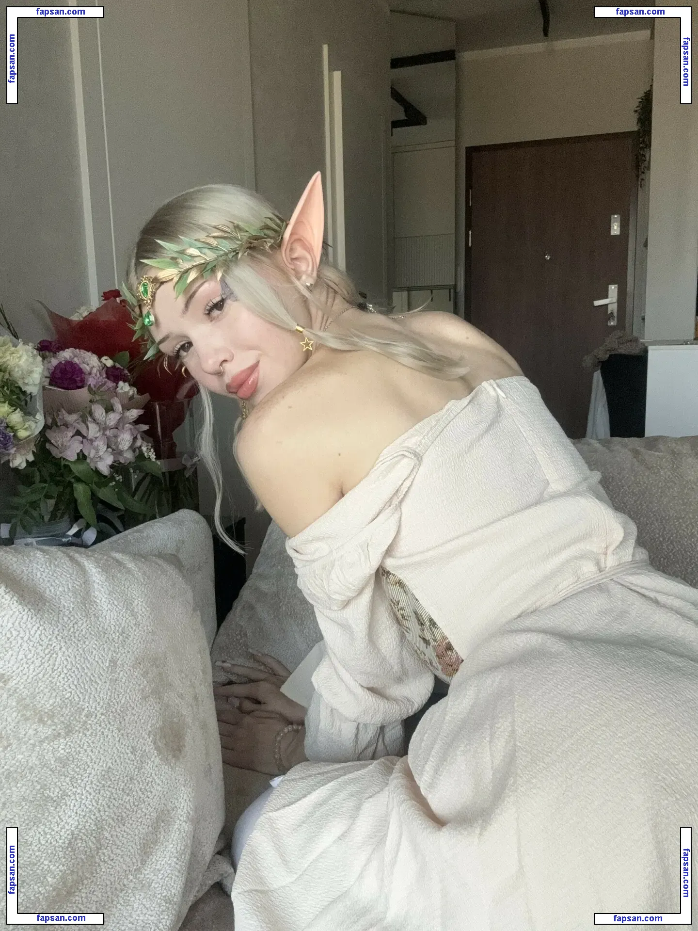 Mia_bluebird nude photo #0023 from OnlyFans