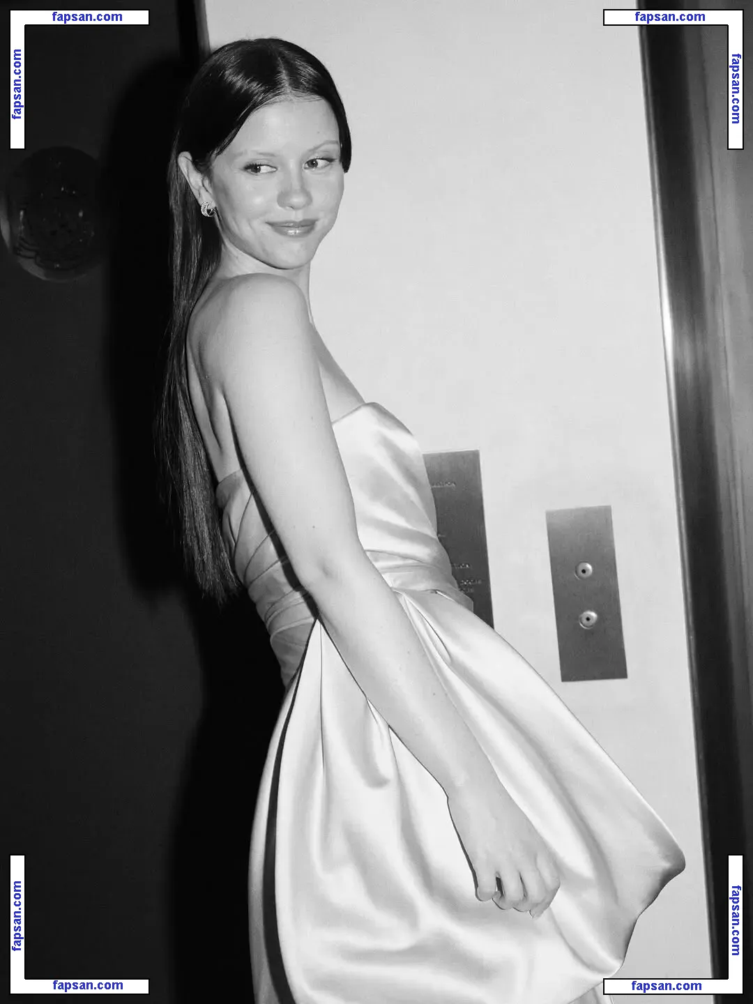 Mia Goth nude photo #0499 from OnlyFans