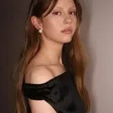 Mia Goth голая #0408