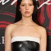 Mia Goth голая #0494