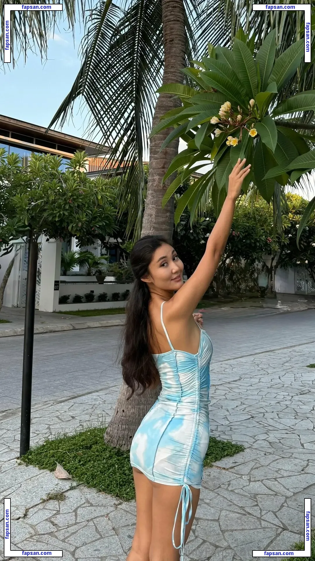 mia_jeen nude photo #0012 from OnlyFans