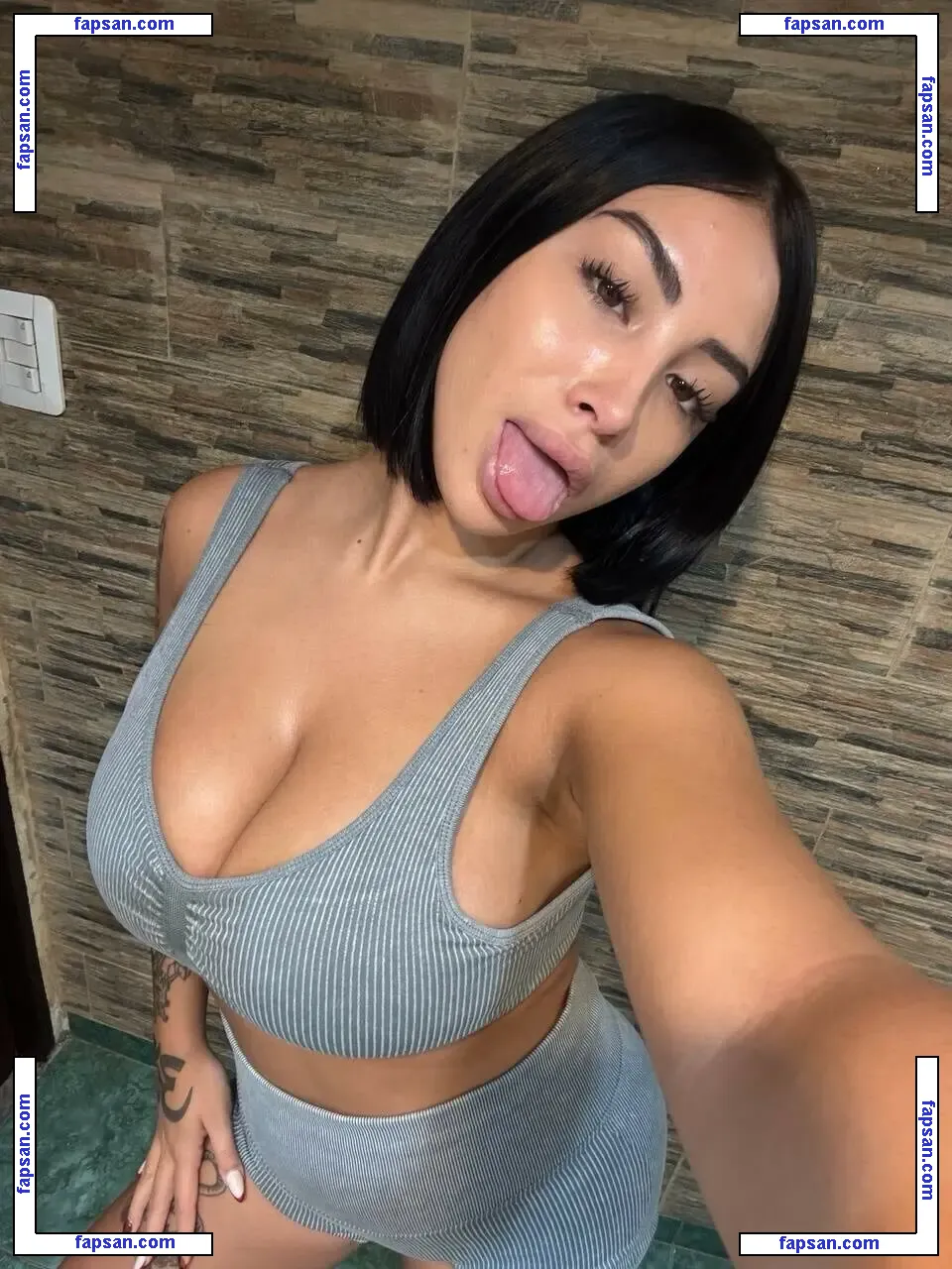 Mia Keller голая фото #0017 с Онлифанс